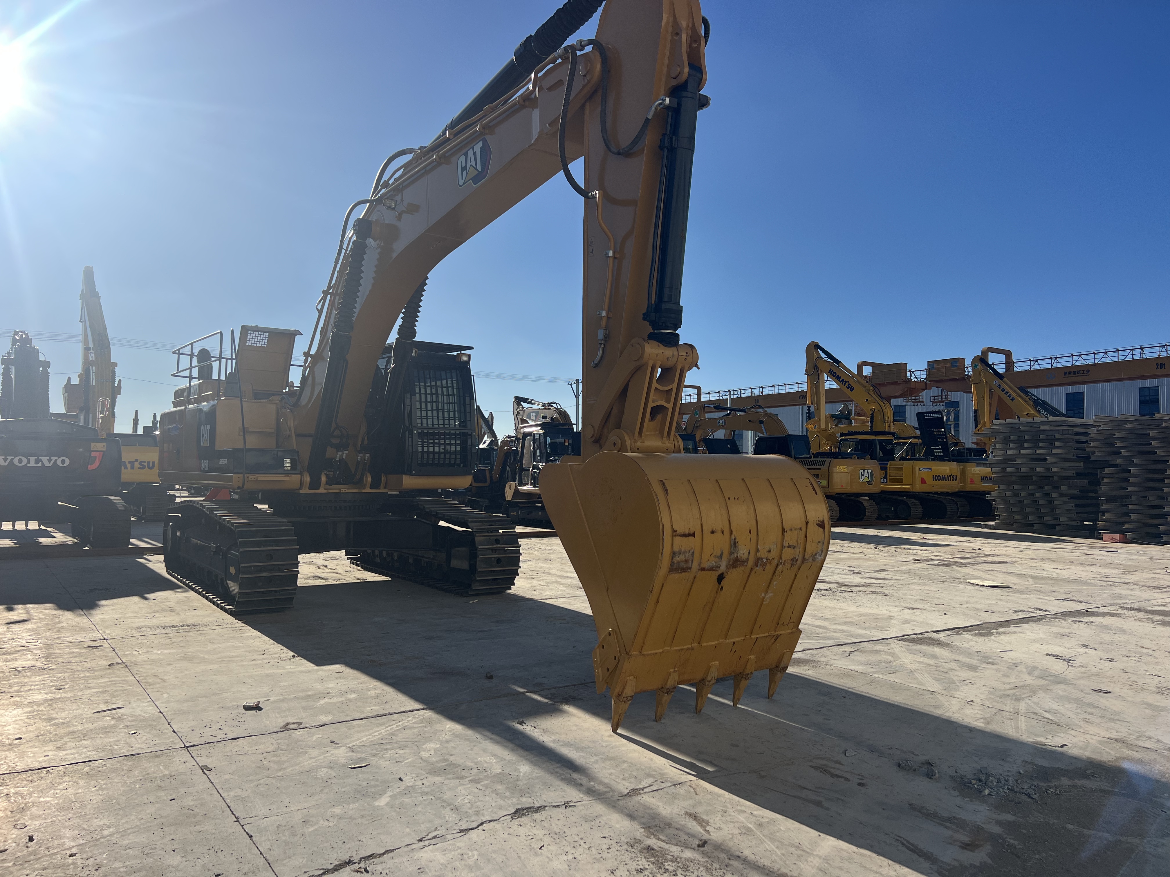 Used CAT 345D Crawler Excavator